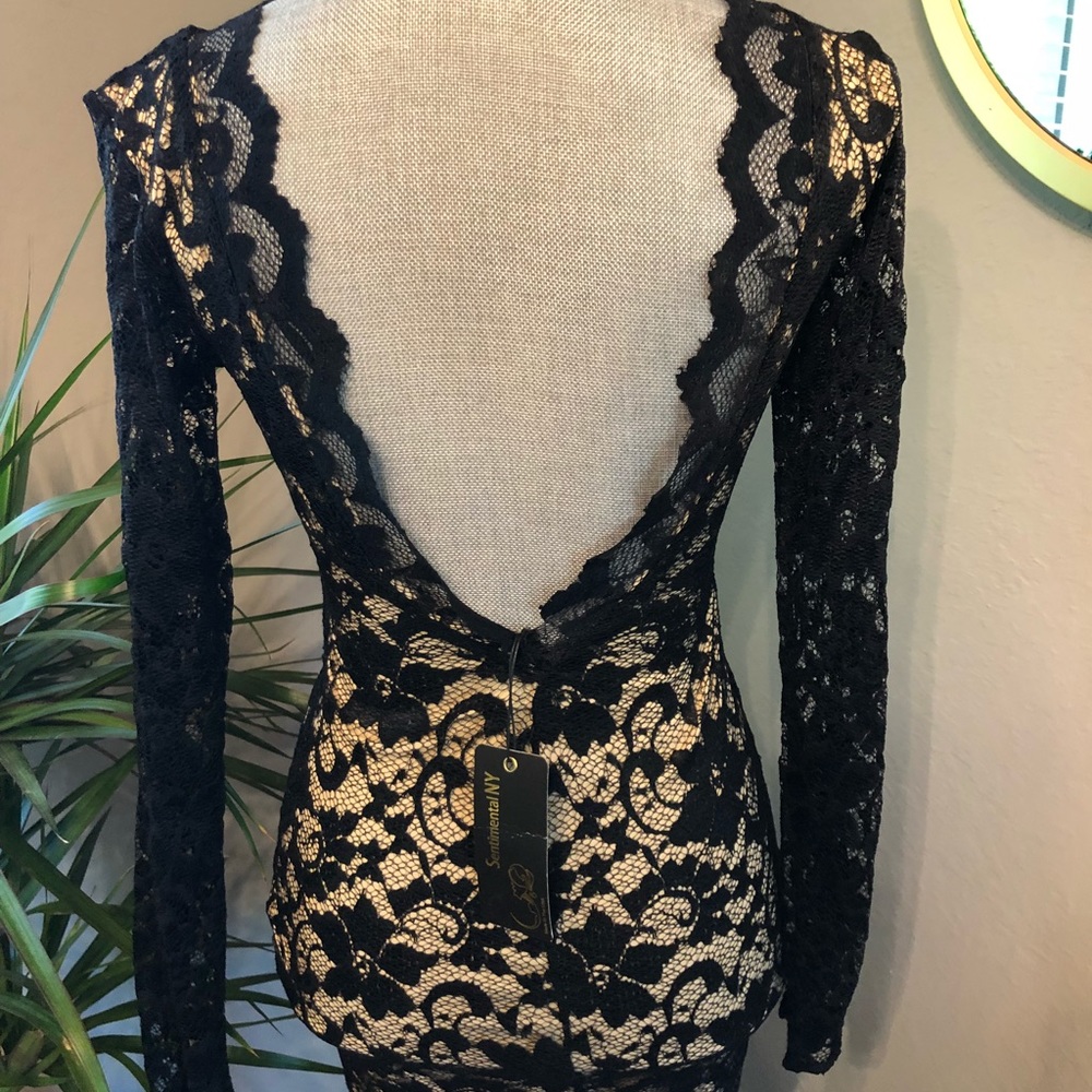 Lace Dress - Picture 6 of 8